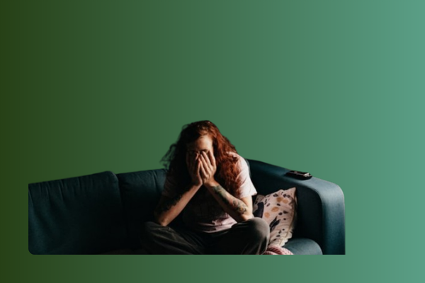 imagem de pessoa mulher ruiva com dependência emocional